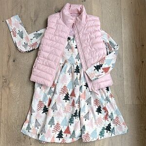 Hanna Andersson Tree Dress and Old Navy Puffer Vest - size 8